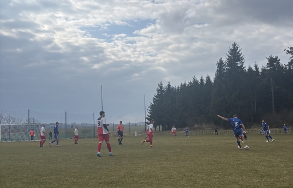 Debakl na startu jara